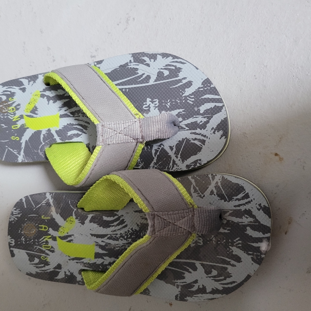 Kids sandles